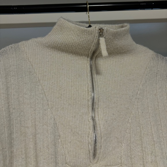 Guess Zip up Sweater - Picture 2 of 6